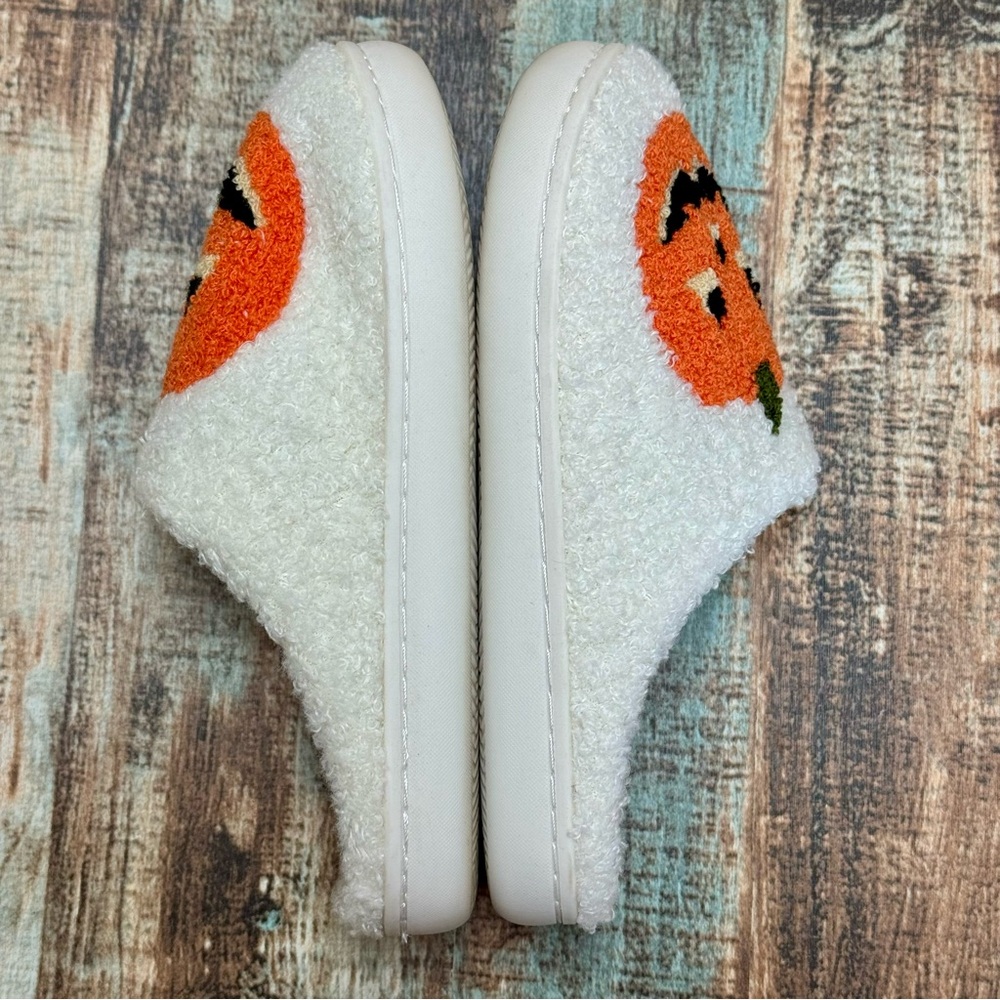 🆕 Women’s Cozy Fall Pumpkin Slippers | #Z47 - Picture 9 of 12